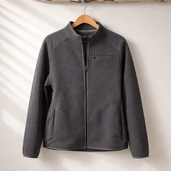 Women’s Large Fabletics Pace Knit Jacket
In Charcoal - Picture 1 of 9